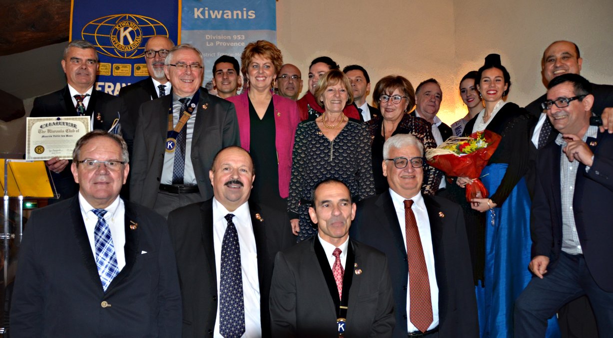 Le Kiwanis Mouriès Vallée des Baux a reçu sa Charte