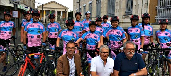 TOUR DE FRANCE KIWANIS  des jeunes cyclistes d’Abbeville : le départ