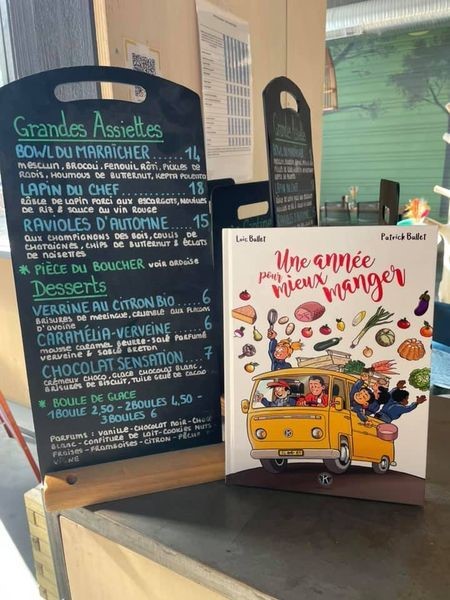Tous à la cantine!  une année pour mieux manger