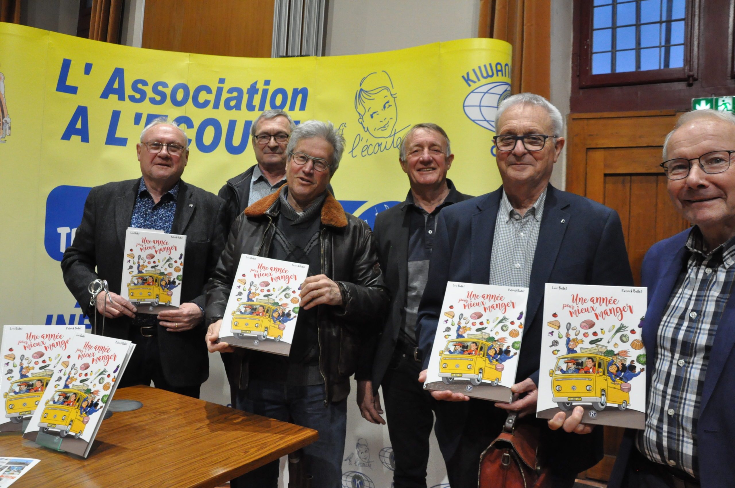 le club de Douai tient un stand au salon du livre