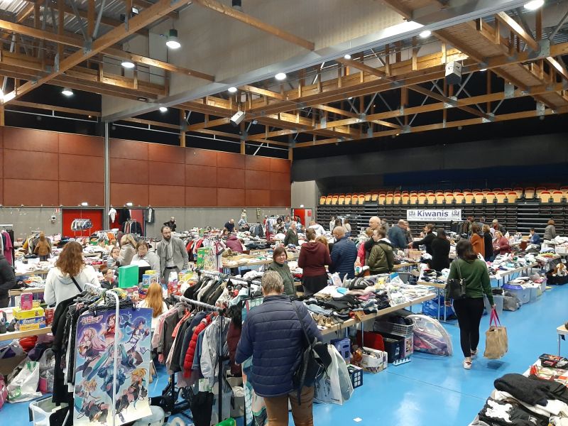 Noël en octobre, brocante organisée par le club de Pont à Mousson