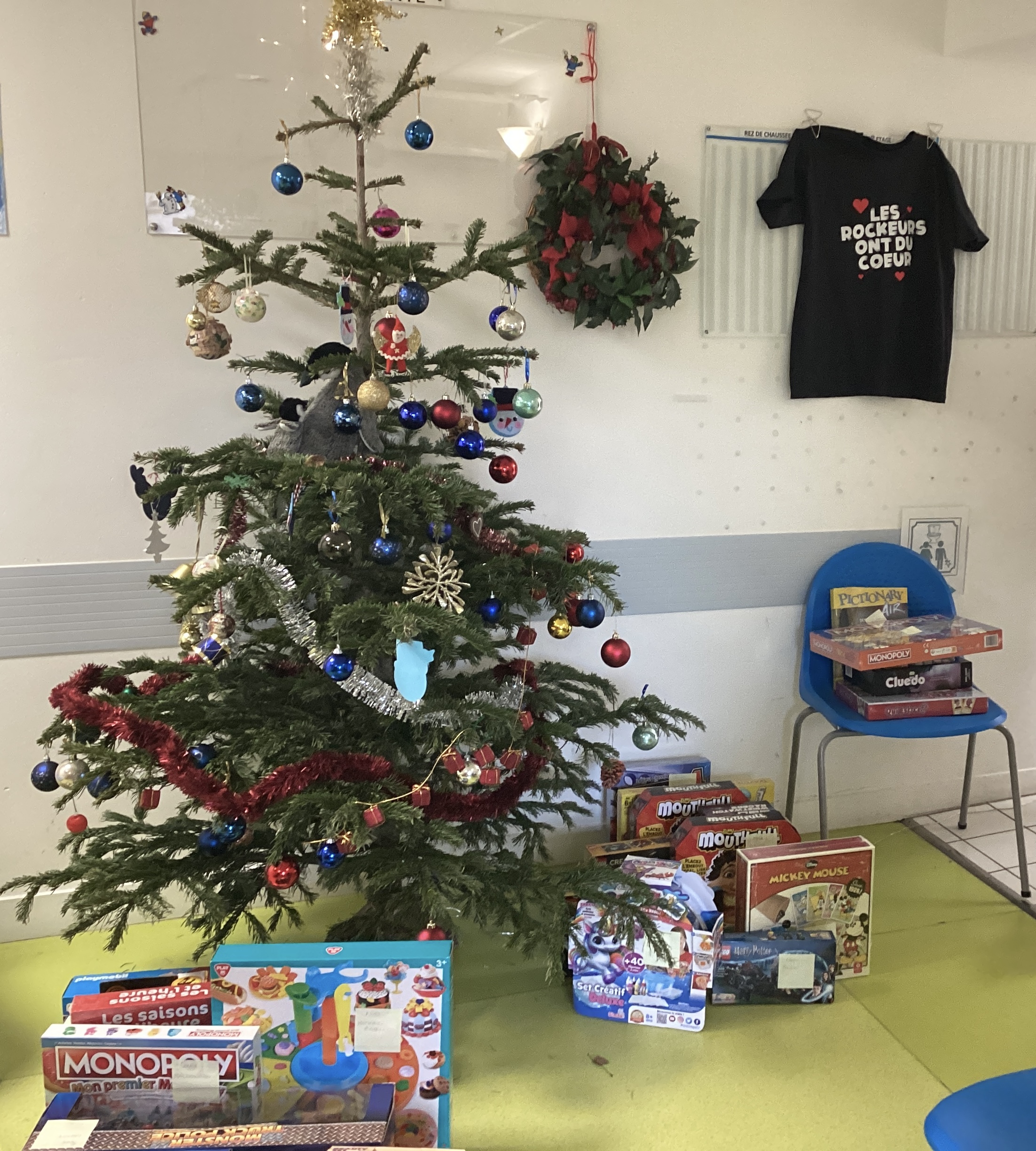 Le kiwanis participe aux Noëls des enfants différents
