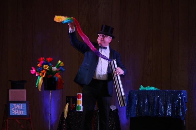 Superbe spectacle de magie pour 150 enfants à GRAY ( Haute Saône )