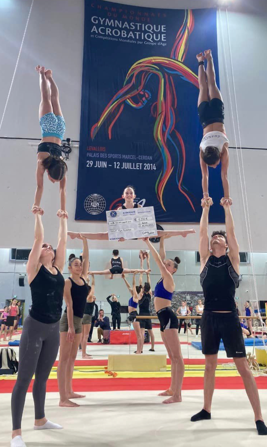 Le club d&rsquo;Antibes Juan les Pins soutient les jeunes athlètes antibois