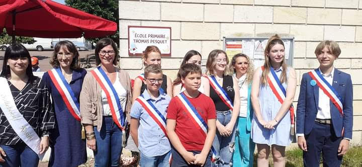 Le banc de l&rsquo;amitié offert par le club de GRADIGNAN Terre des Graves