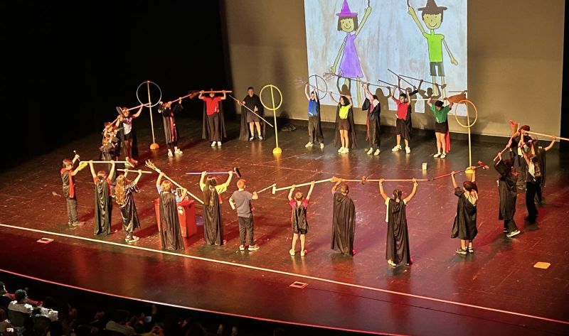 Action socio-culturelle pour les enfants des écoles primaires  Antibes Juan-les-Pins : 25ème Festival de Théâtre des Écoles et 11ème Chorales des Écoles