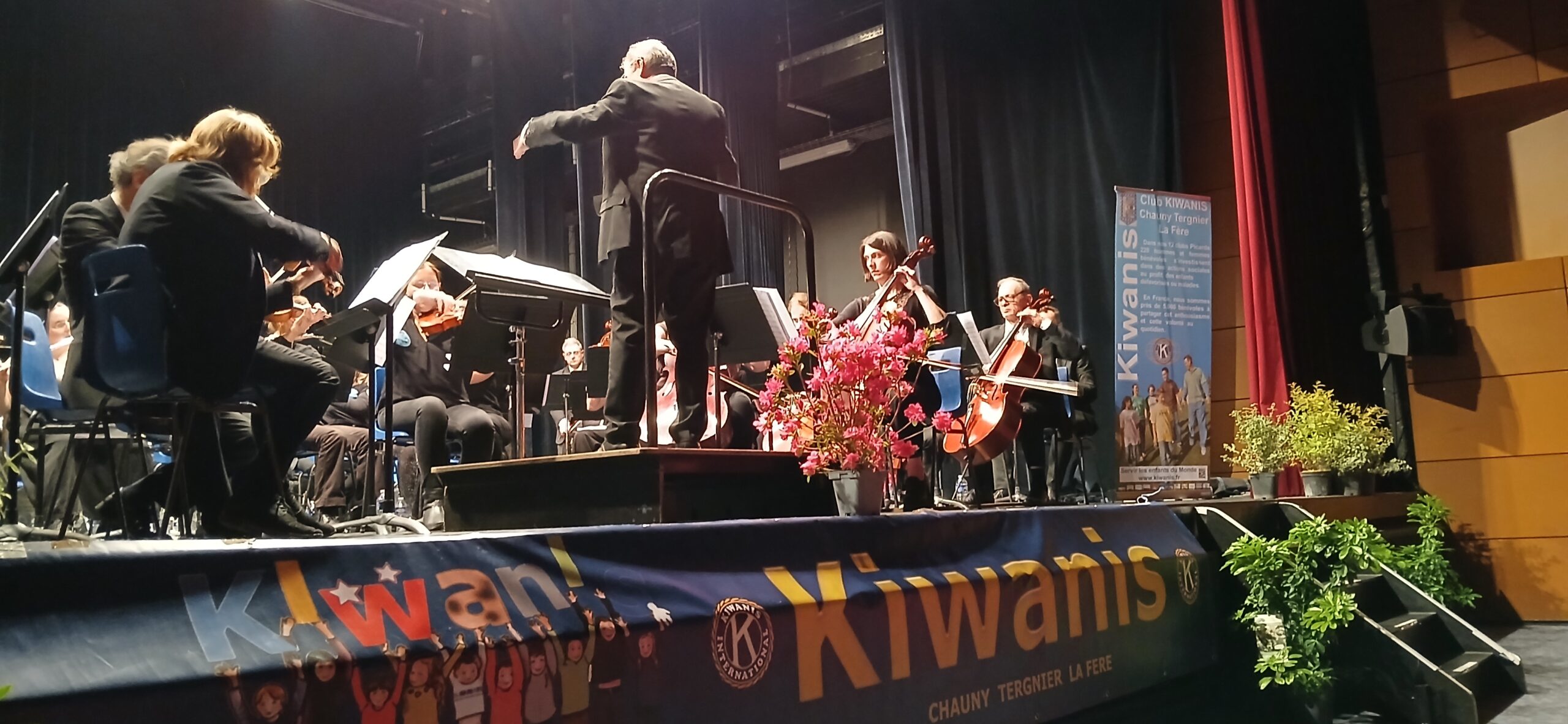 2 grands concerts  et le lancement de KIWANISER en public